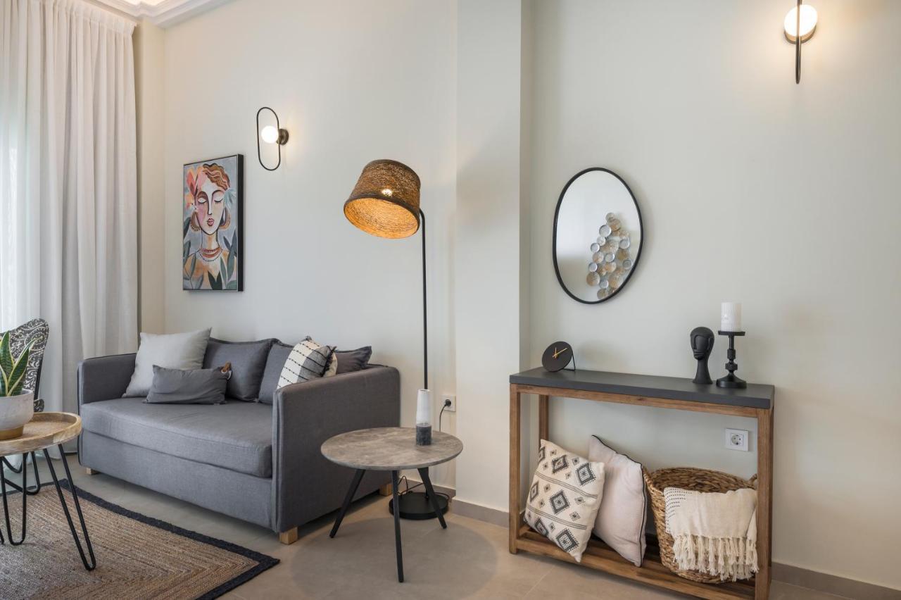 Kolymbari Sea Front Cozy Apartments Bagian luar foto