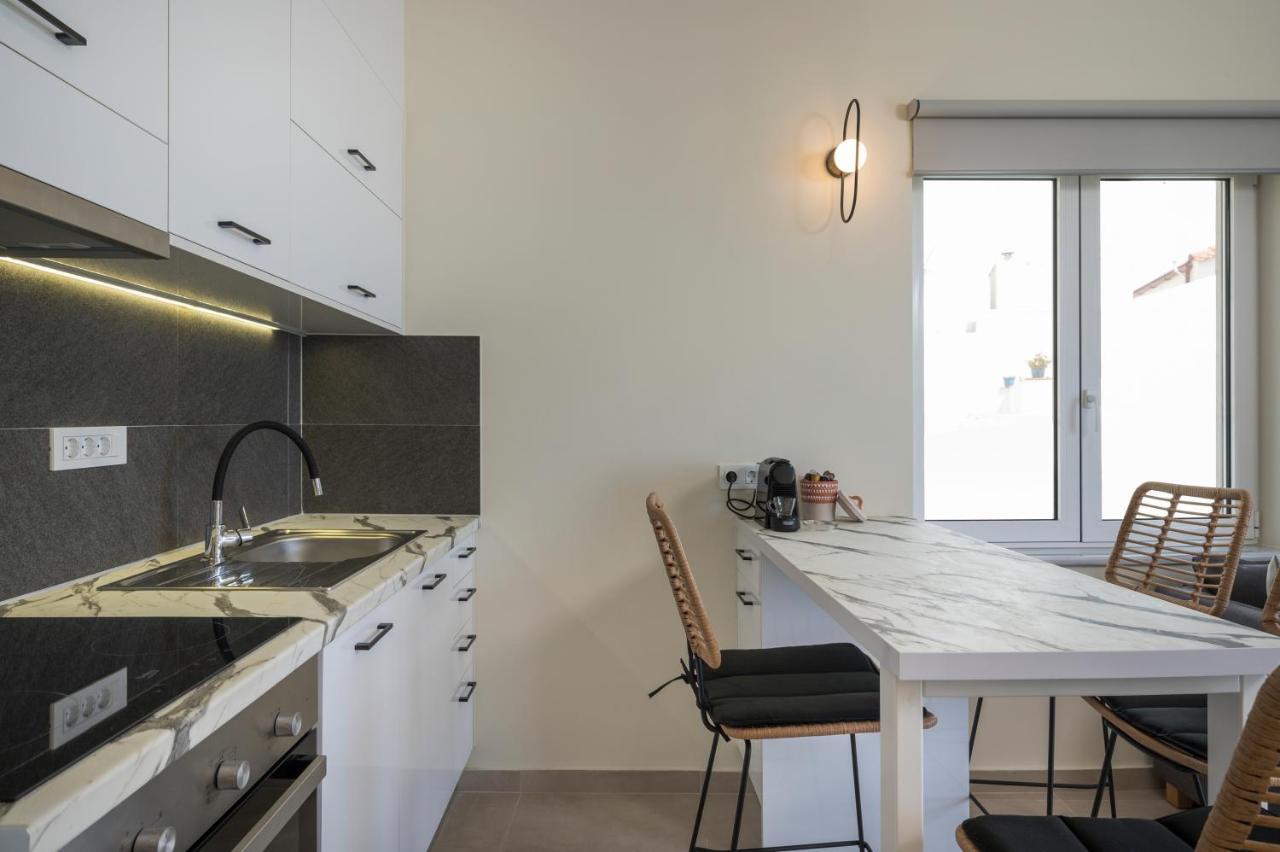 Kolymbari Sea Front Cozy Apartments Bagian luar foto