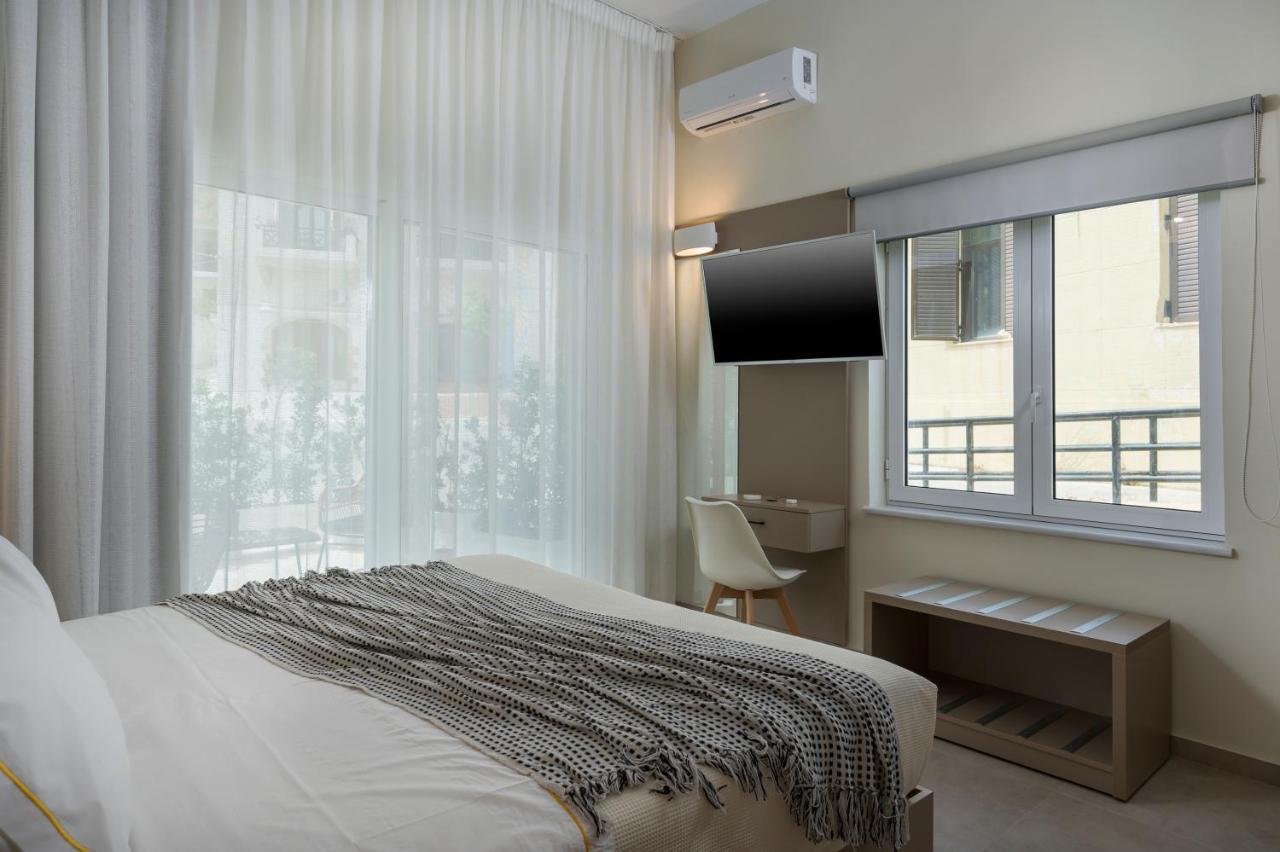 Kolymbari Sea Front Cozy Apartments Bagian luar foto